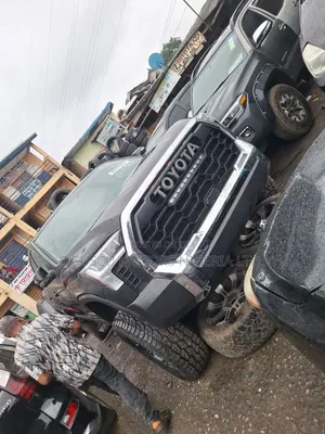Toyota Tundra 2010 Upgrade Kit (2025-2026 Style)
