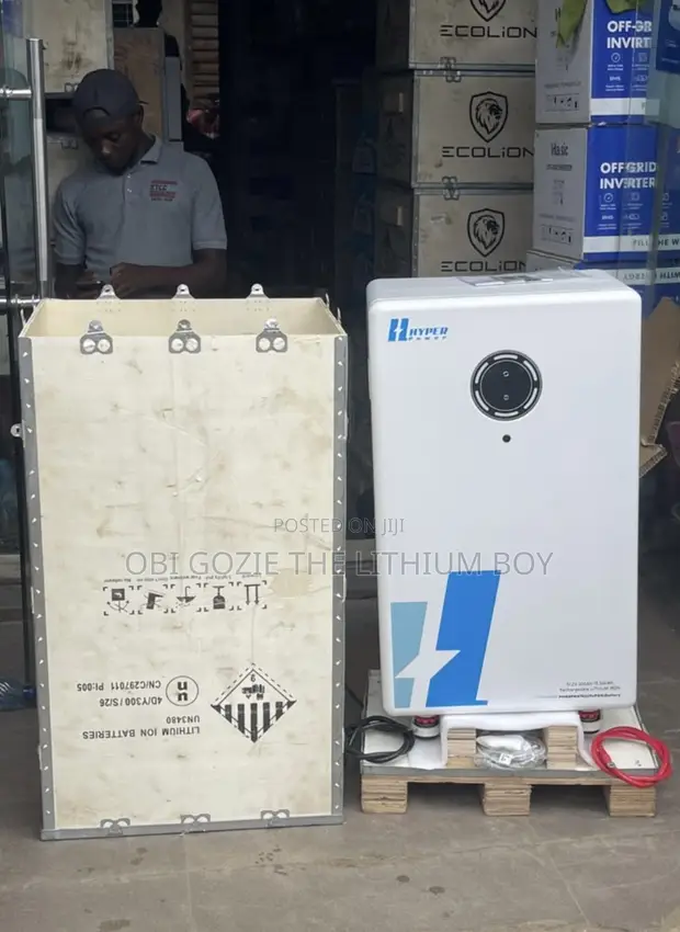 15kWh 48V Hyper Power Solar Lithium Battery - 1