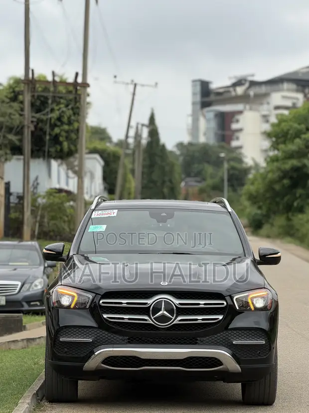 2021 Mercedes-Benz GLE 350 Black - 1