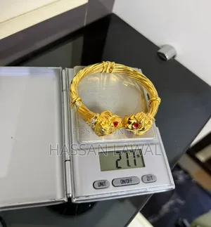18 Karat Italian Gold Bracelet