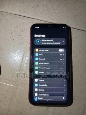 Apple iPhone 11 64GB Red