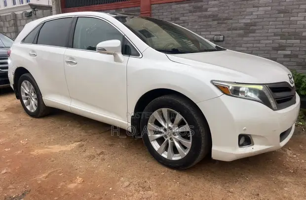 2014 Toyota Venza Limited - White - 1