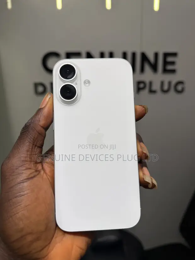 Apple iPhone 16 128GB Silver - 1