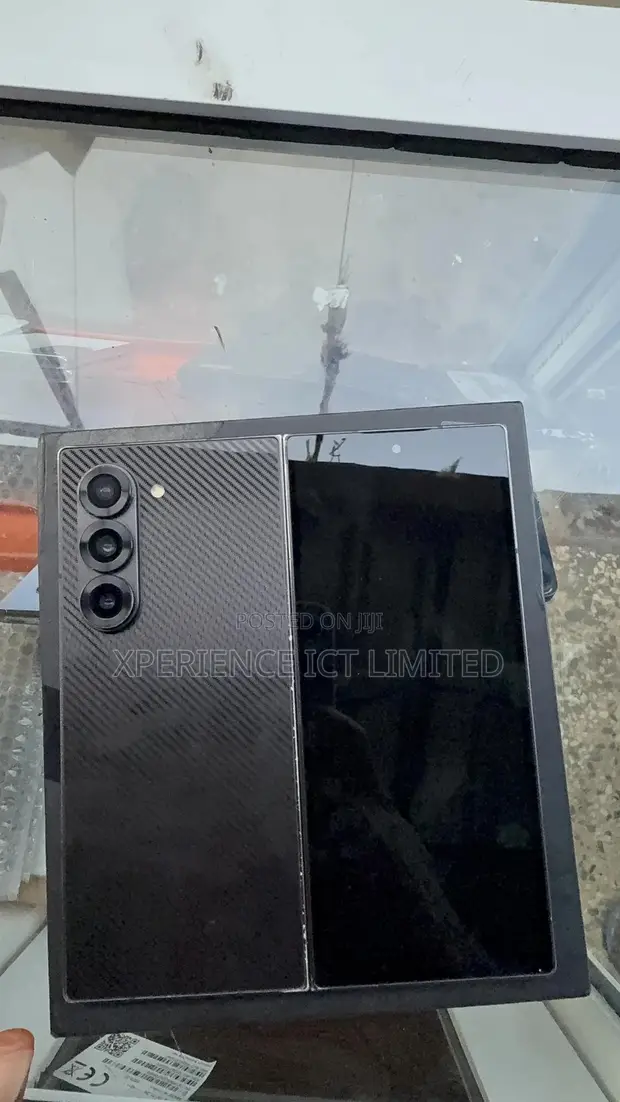 Samsung Galaxy Z Fold6 512GB Black - 1