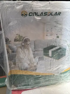 Brand New Cola Solar 1000 Solar Generator