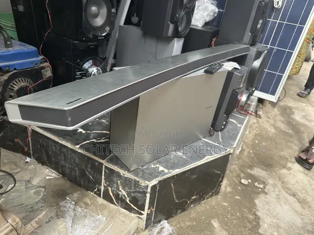 Samsung Curve Soundbar - 1