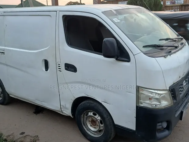 Nissan Caravan (Urvan) 2016 Fari - 1