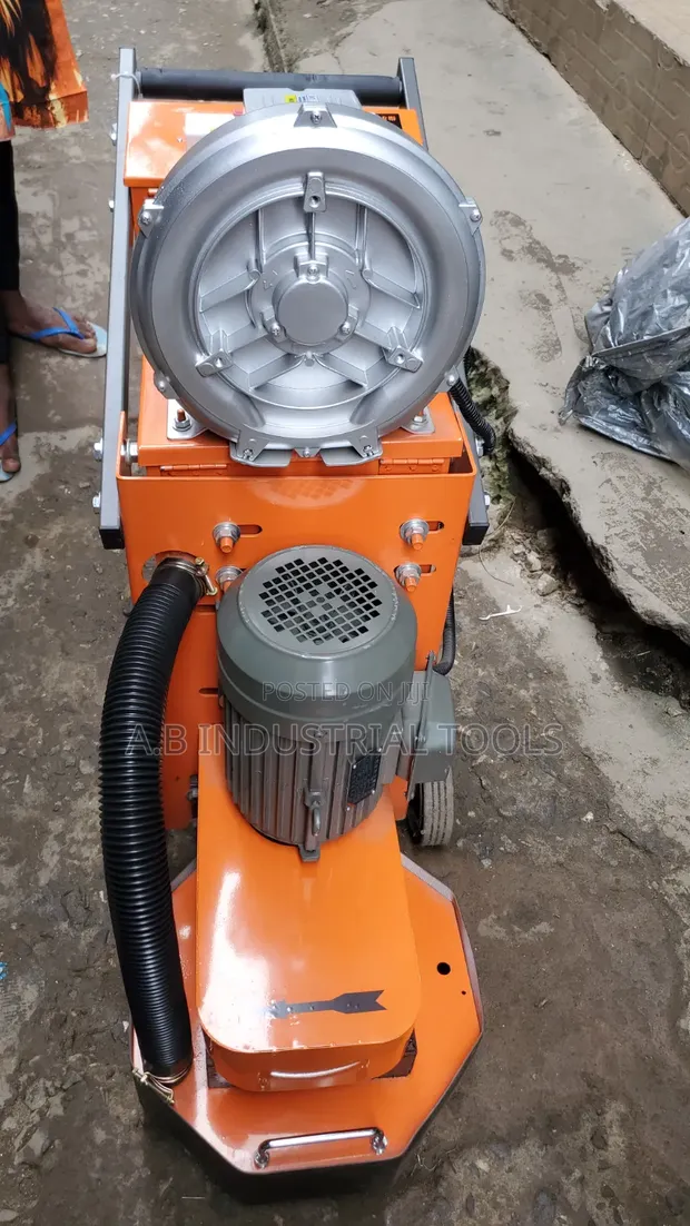 Floor Grinding Machine with Vacuum System - 1