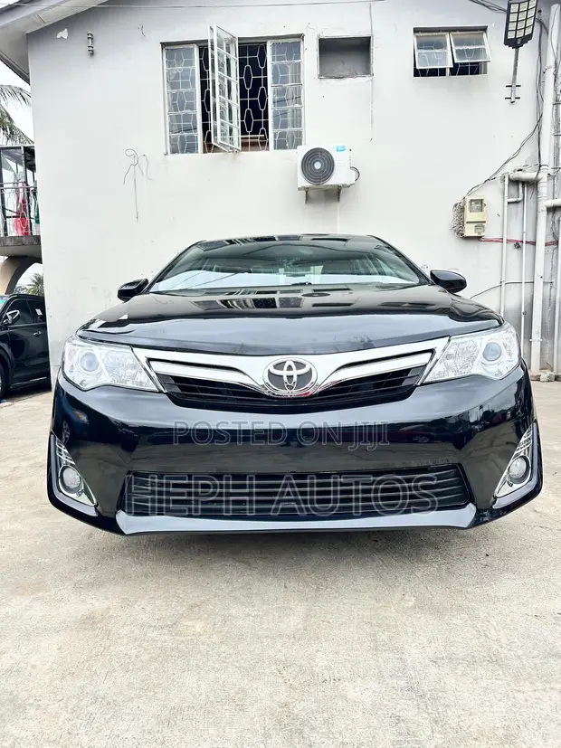 Toyota Camry 2014 Black - 1