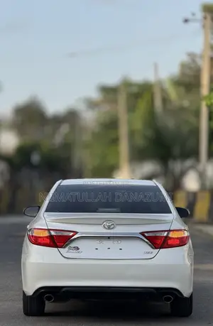 2016 Toyota Camry XSE V6 Sedan - Foreign Used