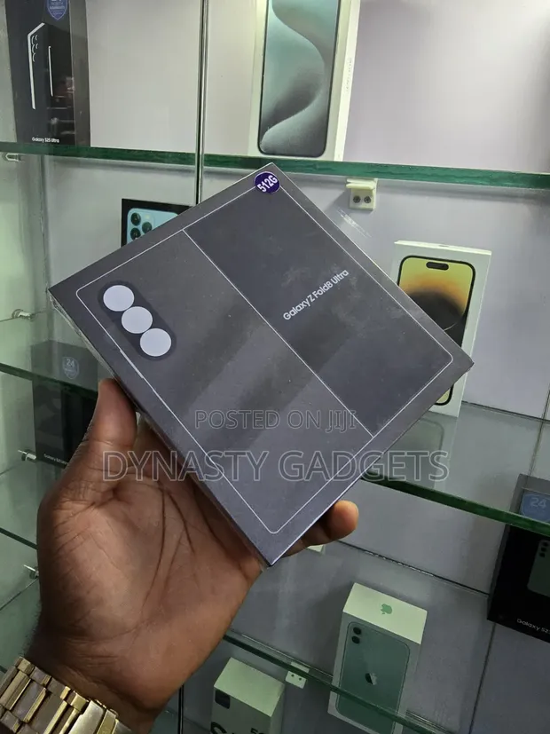New Samsung Galaxy Z Fold8 Ultra 512GB Graphite - 1