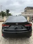 Lexus IS 200t 2017 Black - 4
