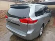 Toyota Sienna 2011 Launin Azurfa - 4