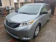 Toyota Sienna 2011 Launin Azurfa - 5