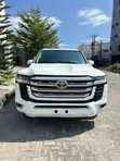 2015 Toyota Land Cruiser 4.6 V8 VX-R (Upgraded) - 1