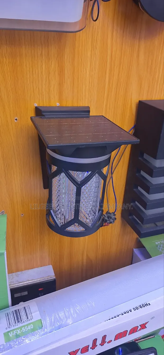Fitilar Shinge Mai Amfani da Hasken Rana (Solar) Tare da Kafa - 1