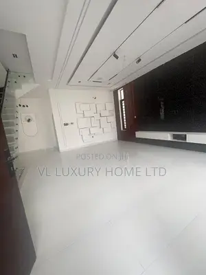 5-Bedroom Duplex with BQ in Lekki Phase 2