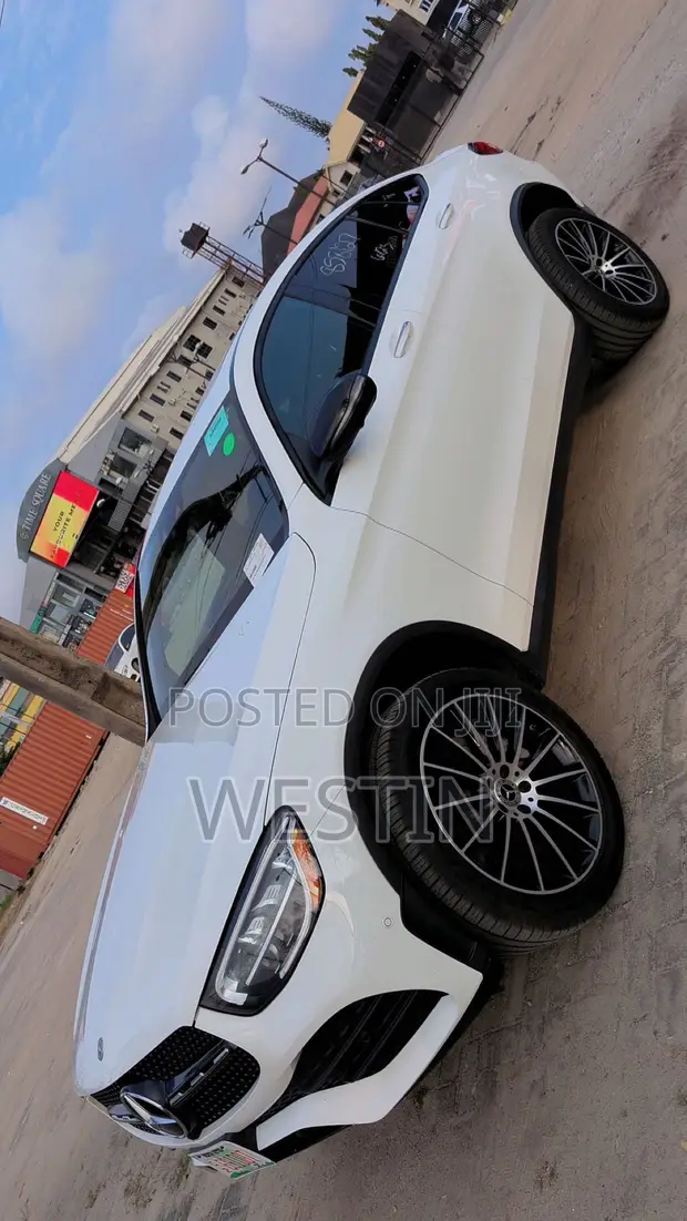 Mercedes-Benz GLE-Class 2020 Fari - 1