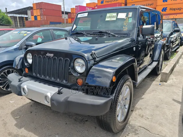 2011 Jeep Wrangler - Black, Full Option - 1