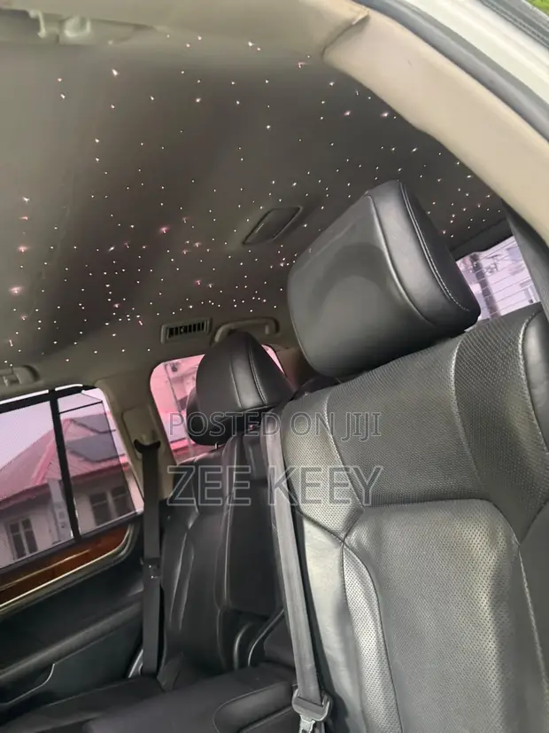Lexus LX 570 AWD 2018 White - 1