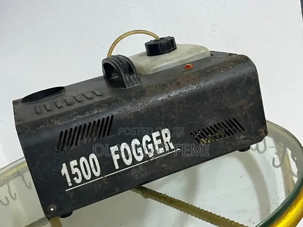 1500W Smoke Machine with Remote - 1