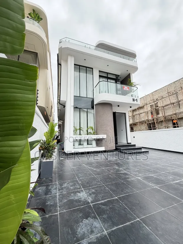 5-Bedroom Luxury Duplex with BQ & Pool in Eleganza, Lekki - 1