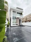 5-Bedroom Luxury Duplex tare da BQ & Pool a Eleganza, Lekki - 1