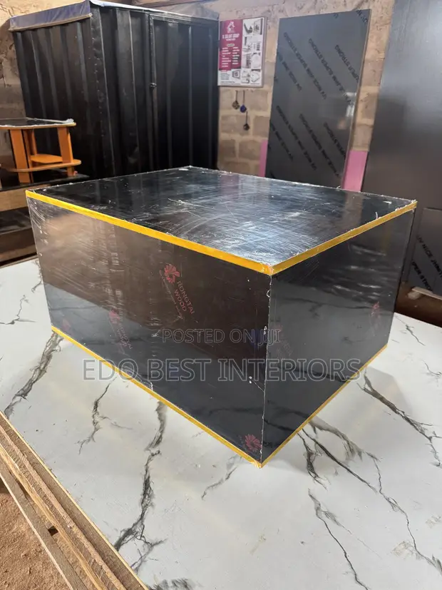 EDO BEST All Edged Silled Coffee Table - 1