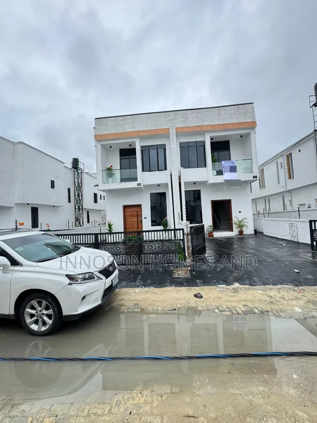 4 Bedroom Semi-Detached Duplex in Ikota, Lekki - 1