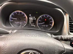 2019 Toyota Highlander LE Gray