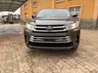 Toyota Highlander LE 2019 Laun Dama - 4