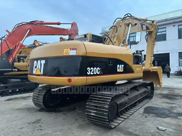 Used Caterpillar 320C Excavator - 1