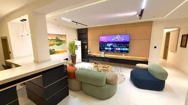 Cozy 3-Bedroom Apartment for Short Let in Wuse 2, Abuja - 1