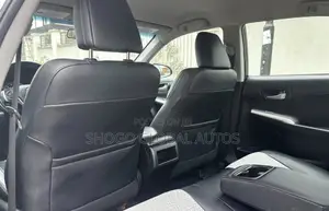 2013 Toyota Camry SE 2.5L White