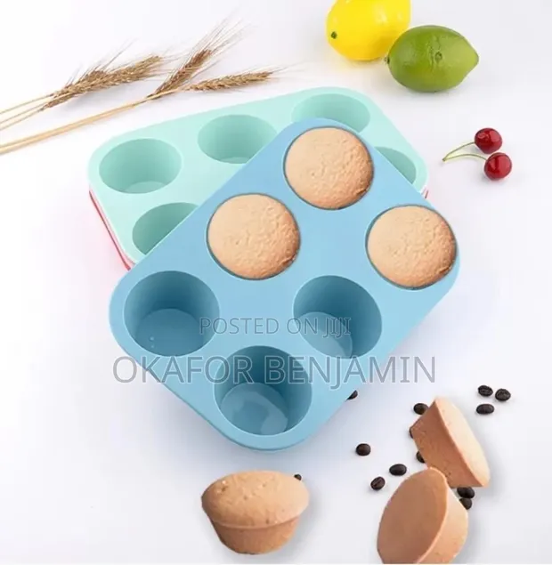 6-Cup Silicone Cupcake Baking Mould - 1