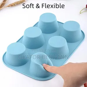 6-Cup Silicone Cupcake Baking Mould