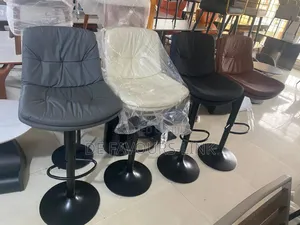Executive Bar Stool Mai Tayar - Baki
