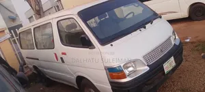Toyota HiAce 2008 Bas