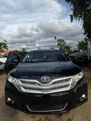 Toyota Venza V6 XLE 2010 Black
