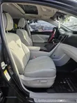 Toyota Venza V6 XLE 2010 Black - 3