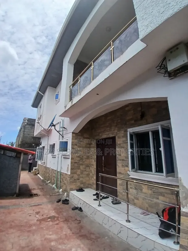 3-Bedroom Apartment for Rent in Gated Estate, Badore - 1