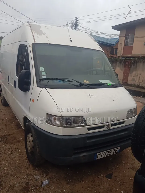 Peugeot Boxer 2000 Turbo Diesel Dogon Chassis - 1