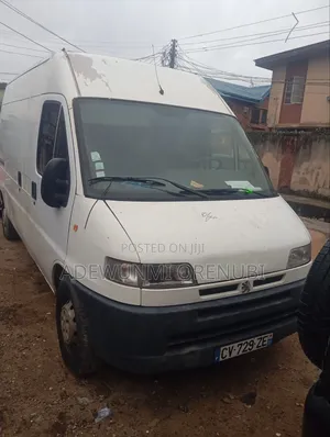 Peugeot Boxer 2000 Turbo Diesel Dogon Chassis