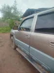 Chevrolet Avalanche 2500 4WD 2005 Gray - 4