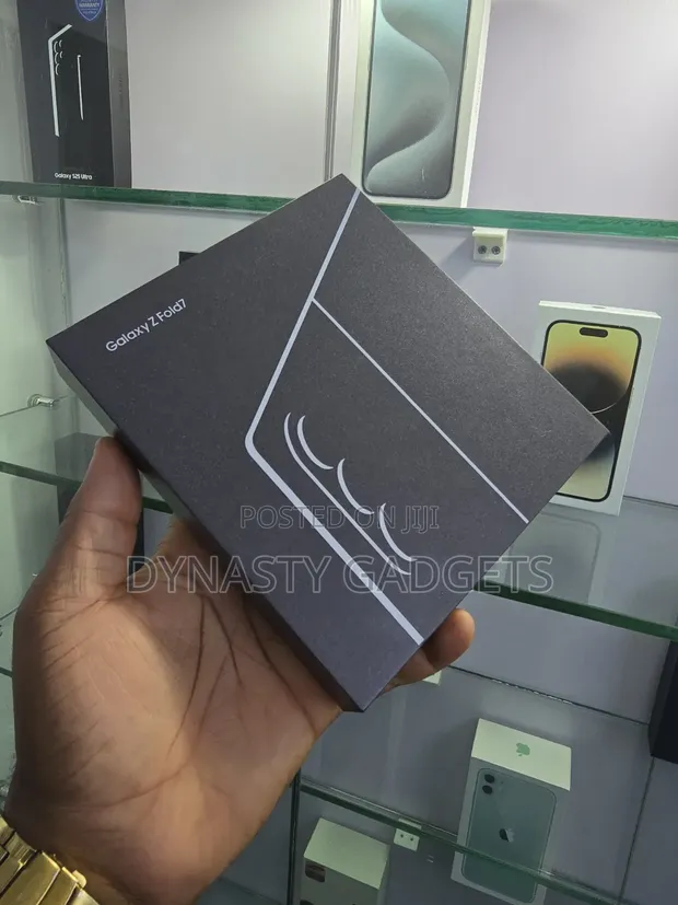 New Samsung Galaxy Z Fold7 256GB Silver - 1