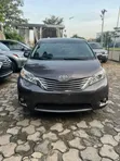 2013 Toyota Sienna XLE AWD 7-Passenger Minivan - 5