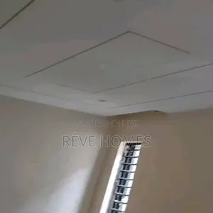 Executive Mini Flat for Rent a Ebute Metta East