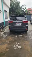 2018 Toyota Highlander XLE 4x2 V6 SUV - 1