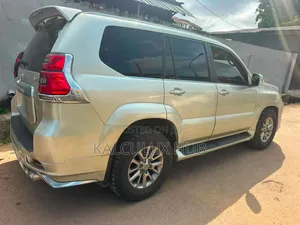 Spotless Lexus GX 470 for Hire