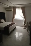 Gidan Kwana Mara Daki, Babu Dafa Abinci, Ademola Adetokunbo, V.I - 5